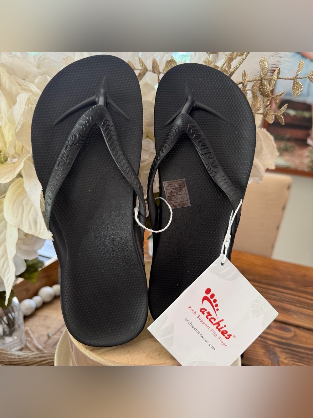 ARCHIES Arch Support Flip Flops Sandals Shoes, Women's size 5 / Men's Size 4 NEW